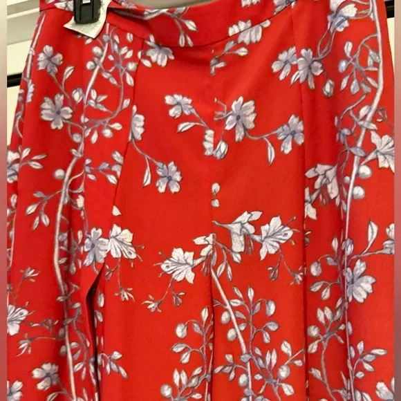 BCBGMAXAZRIA Wide-Leg Floral Pants – Red | New - Picture 7 of 8